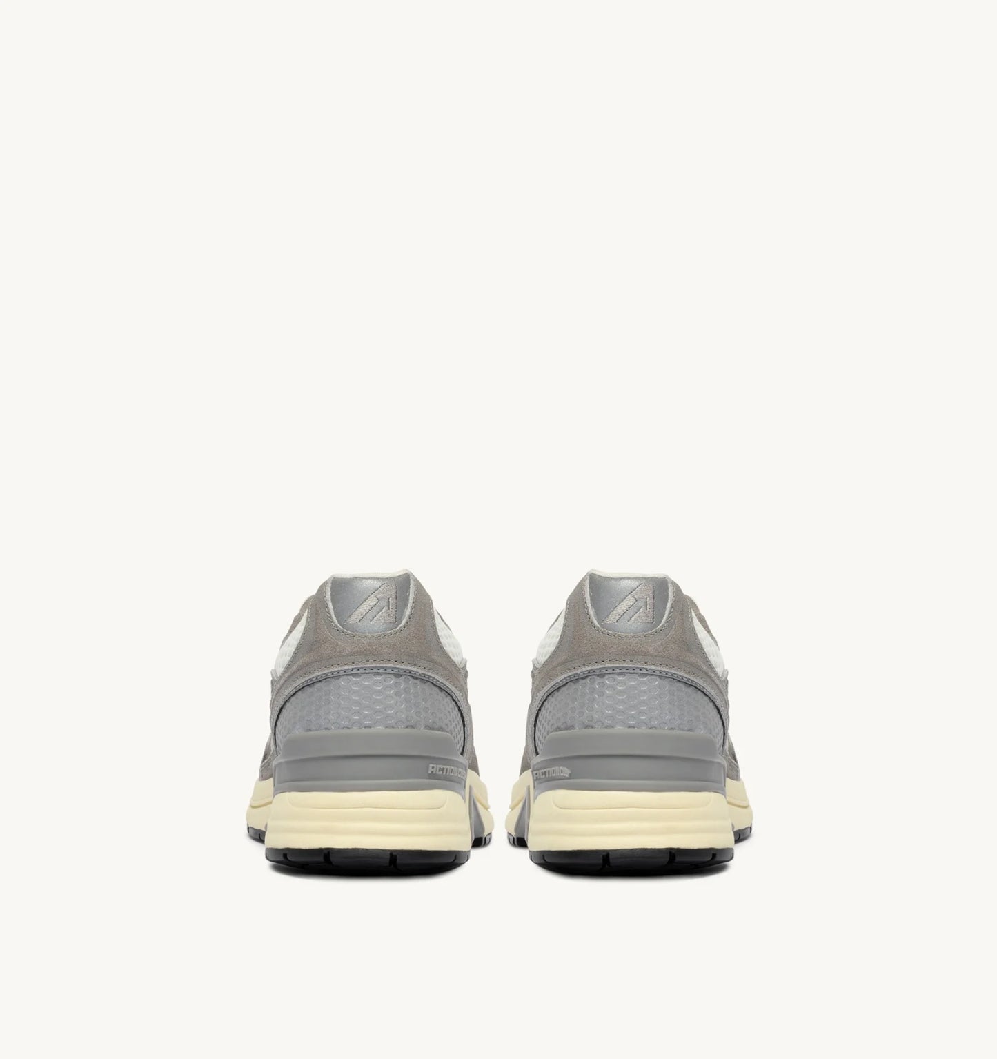 BASKETS HYPERWAY EN MESH ET DAIM BLANC ET PLUMBLEO