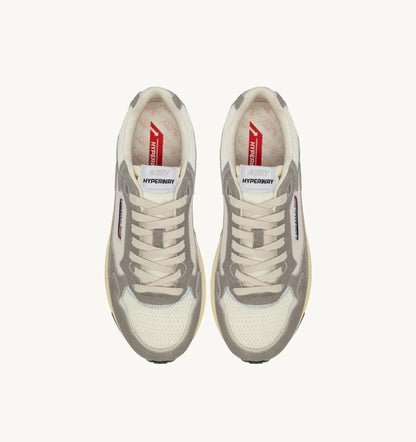 BASKETS HYPERWAY EN MESH ET DAIM BLANC ET PLUMBLEO